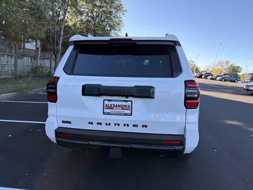 Ice 2026 Toyota 4Runner SR5