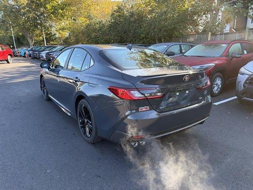 UNDERGROUND 2026 Toyota Camry SE