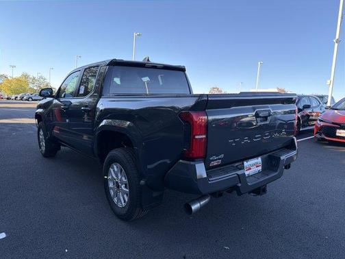 UNDERGROUND 2026 Toyota Tacoma SR5