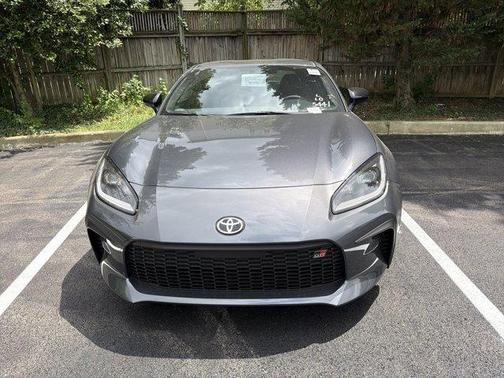 Pavement 2026 Toyota GR86 Premium