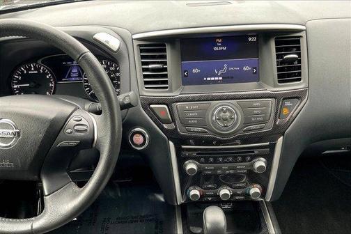 2020 Nissan Pathfinder SV