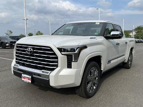 2025 Toyota Tundra Hybrid Capstone