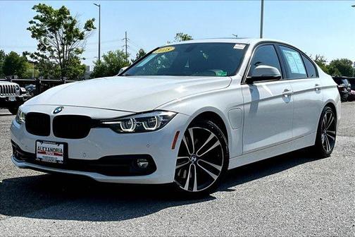 2018 BMW 330e iPerformance