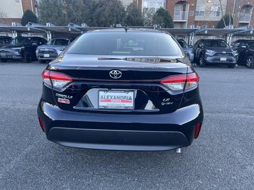 2026 Toyota Corolla Hybrid LE