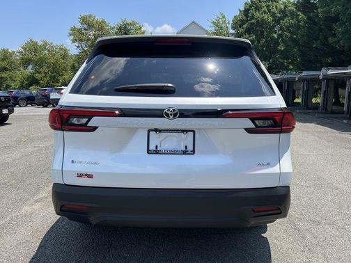 2025 Toyota Grand Highlander Hybrid XLE
