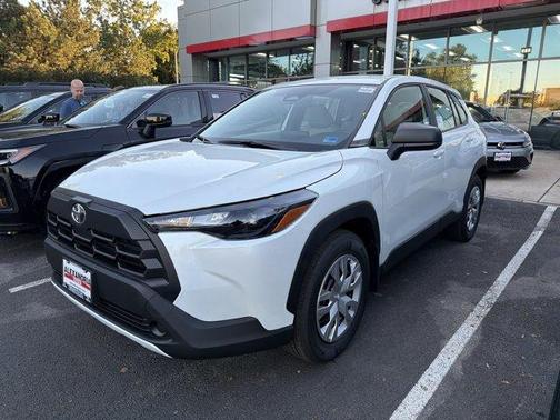 Wind Chill Pearl 2026 Toyota Corolla Cross L