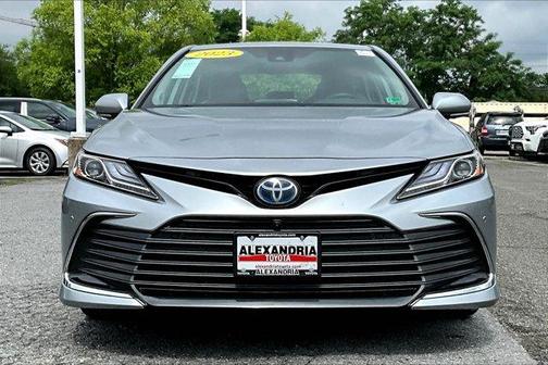 2023 Toyota Camry Hybrid XLE