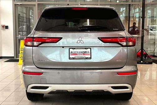 2023 Mitsubishi Outlander SEL