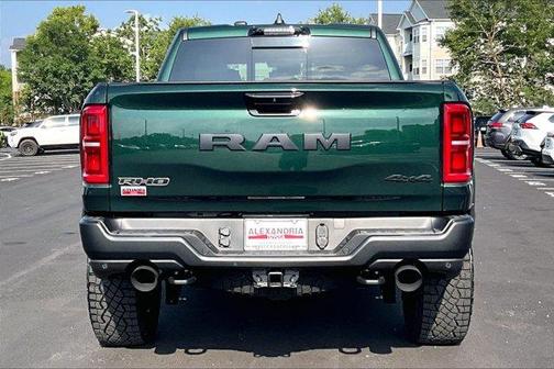 Serrano Red 2026 RAM 1500 RHO