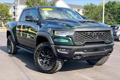 Serrano Red 2026 RAM 1500 RHO