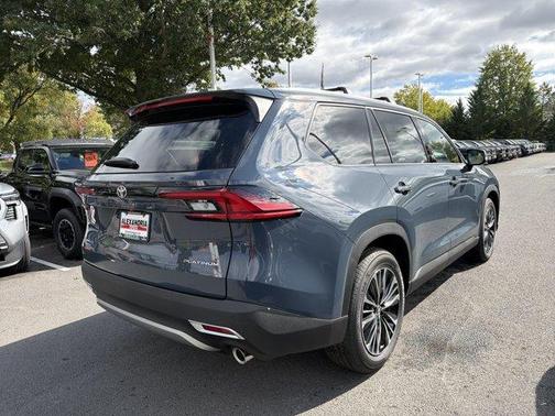 Storm 2026 Toyota Grand Highlander Hybrid MAX Platinum