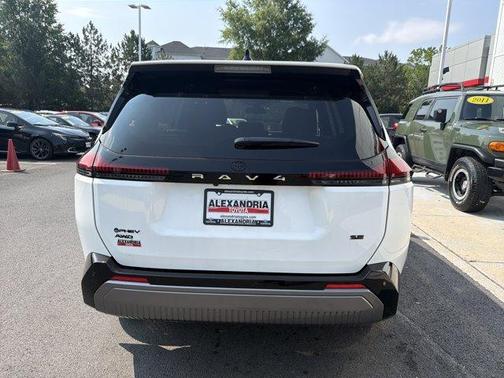 2026 Toyota RAV4 SE