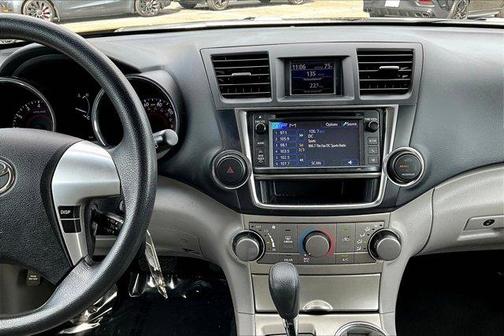 2013 Toyota Highlander 