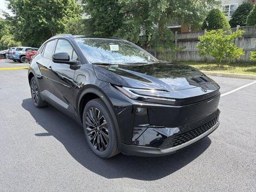 Midnight Black Metallic 2026 Toyota C-HR XSE