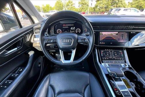 Mythos Black Metallic 2022 Audi Q7 55 Premium Plus
