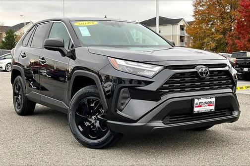 2023 Toyota RAV4 LE