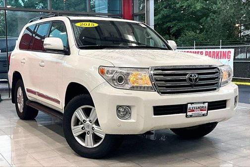 2015 Toyota Land Cruiser V8