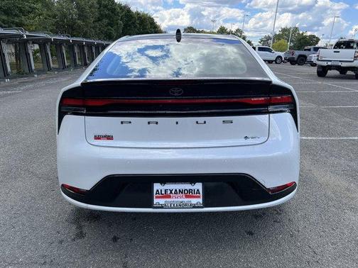 2025 Toyota Prius XLE