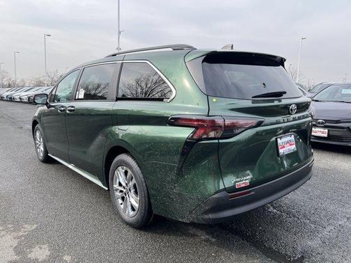 2026 Toyota Sienna XLE