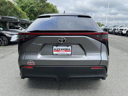 2025 Toyota bZ4X XLE