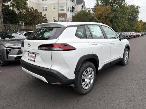 Wind Chill Pearl 2026 Toyota Corolla Cross L