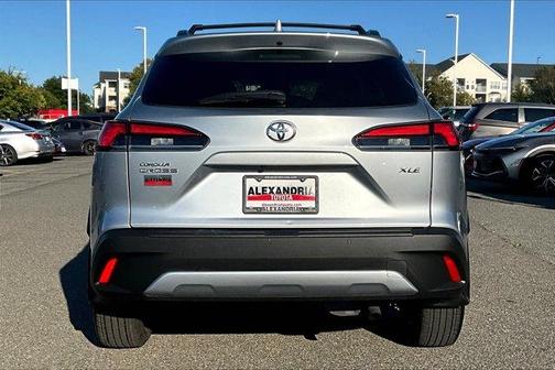 2023 Toyota Corolla Cross XLE