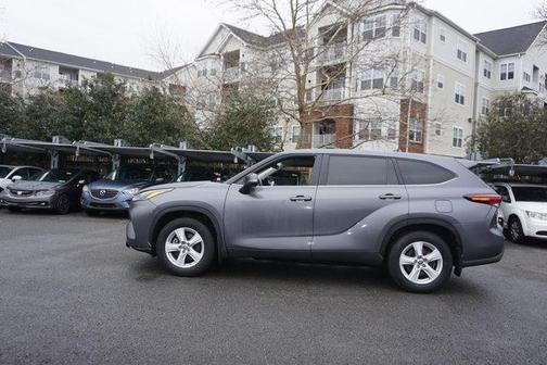 2024 Toyota Highlander LE