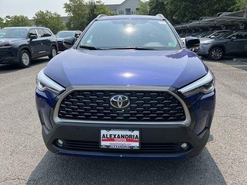 2025 Toyota Corolla Cross XLE