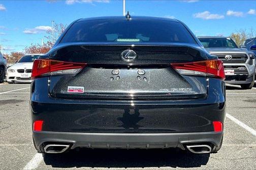 2018 Lexus IS 300 Base