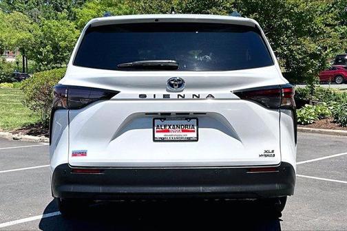 2023 Toyota Sienna XLE