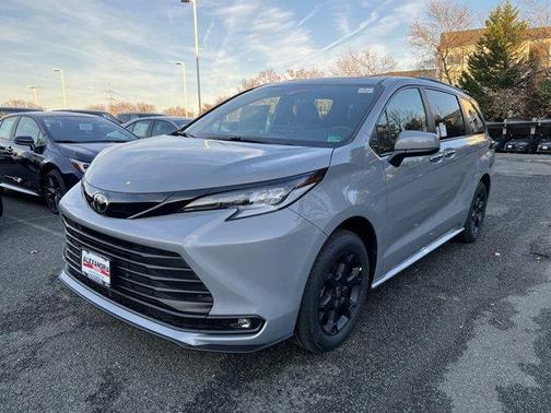 2026 Toyota Sienna Woodland Edition