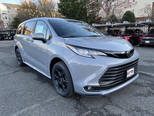 2026 Toyota Sienna Woodland Edition