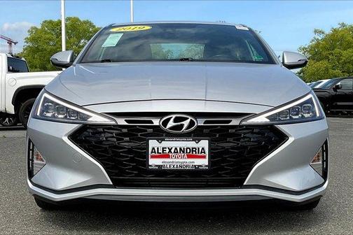 2019 Hyundai ELANTRA Sport