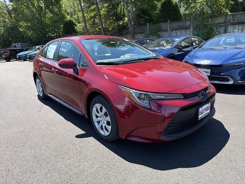 Ruby Flare Pearl 2026 Toyota Corolla LE