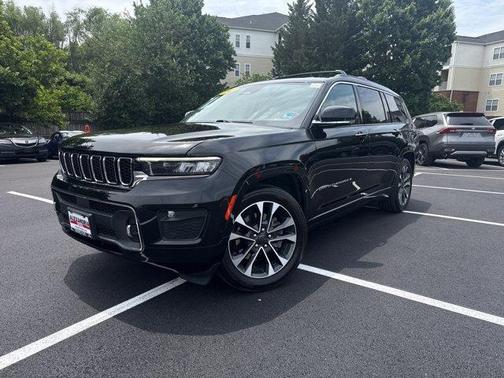 Diamond Black 2023 Jeep Grand Cherokee L Overland