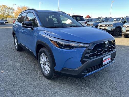 2026 Toyota Corolla Cross LE