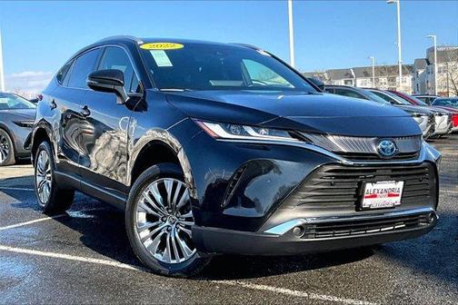 2022 Toyota Venza XLE