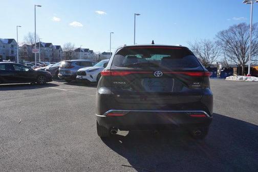 2022 Toyota Venza XLE