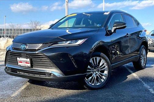 2022 Toyota Venza XLE