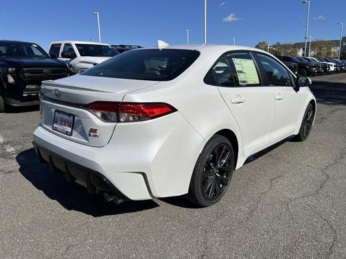 2026 Toyota Corolla Hybrid SE