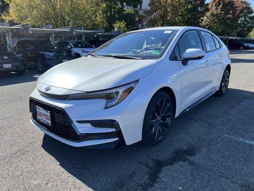 2026 Toyota Corolla Hybrid SE