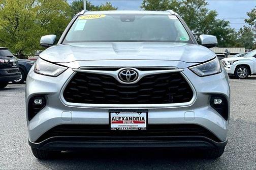 2024 Toyota Highlander 