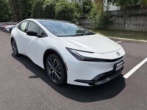 Wind Chill Pearl 2026 Toyota Prius XLE