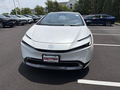 Wind Chill Pearl 2026 Toyota Prius XLE