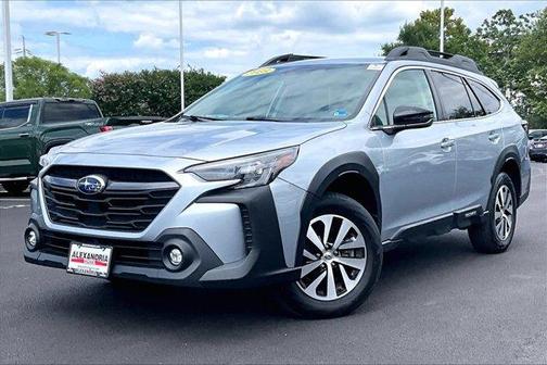 Ice Silver Metallic 2023 Subaru Outback Premium