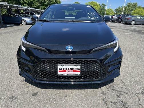 2025 Toyota Corolla Hybrid SE