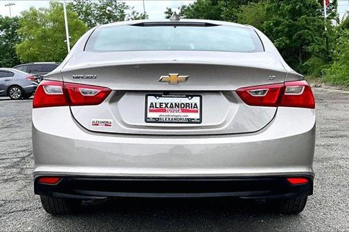 Mineral Gray Metallic 2023 Chevrolet Malibu LT