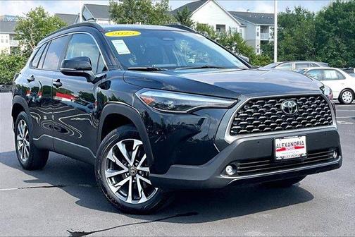 2025 Toyota Corolla Cross XLE
