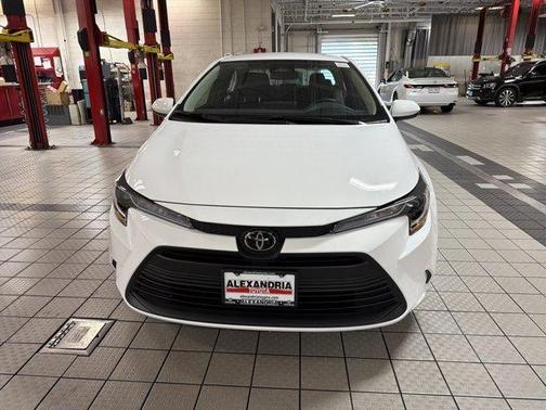 Ice 2026 Toyota Corolla LE