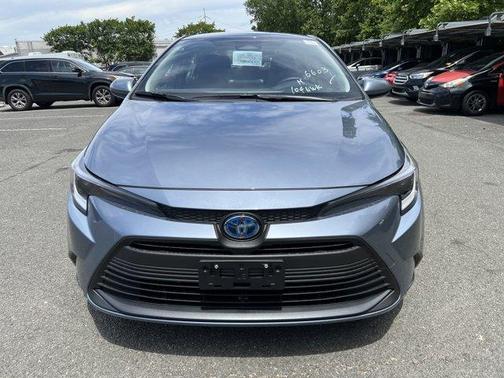 2025 Toyota Corolla Hybrid LE